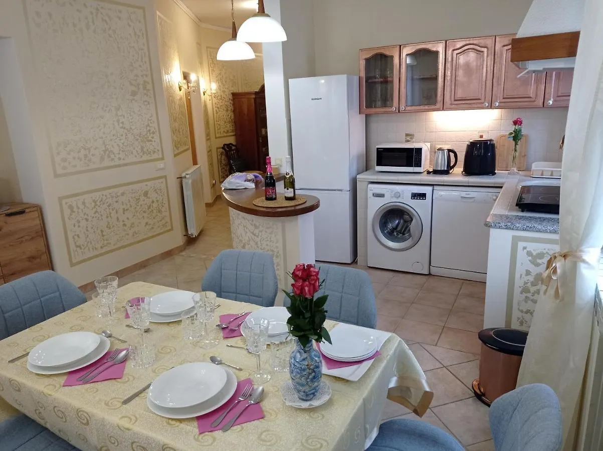 Villa Gregovica Pula Apartment
